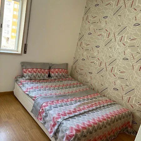 Luxury With 4 Bedrooms