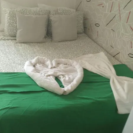 アパート Luxury With 4 Bedrooms