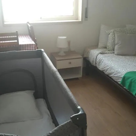 アパート Luxury With 4 Bedrooms
