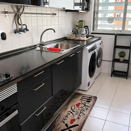 Apartment Spacious With 4 Bedrooms